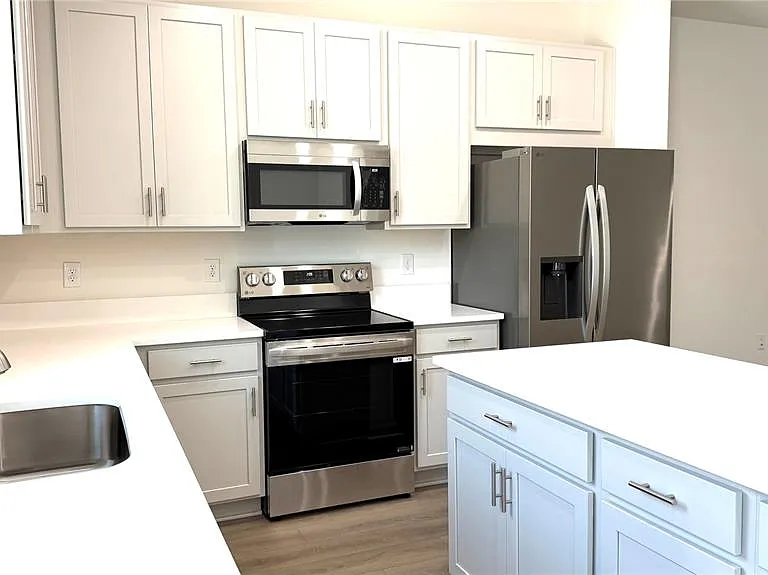 706 Blissful Gardens Way — Photo 3