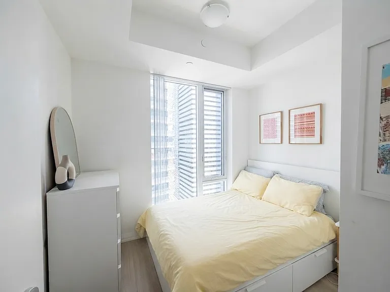 8 Widmer St #2705 — Photo 9