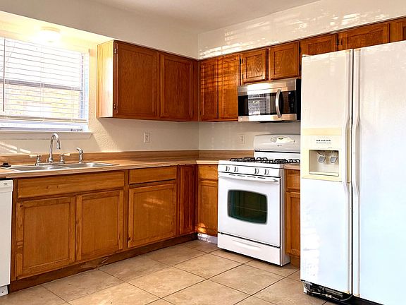4th image of 12302 Cahone Trl Suite B
