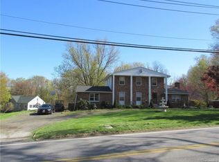 326 Oscawana Lake Rd, Putnam Valley, NY 10579