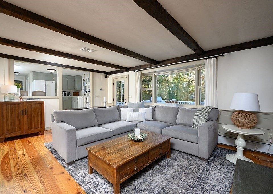 127 Taylor St, Pembroke, MA 02359 Zillow