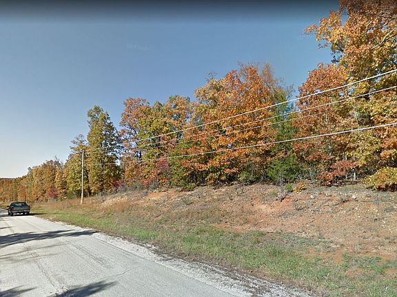2nd image of 906 Moonstone Blvd