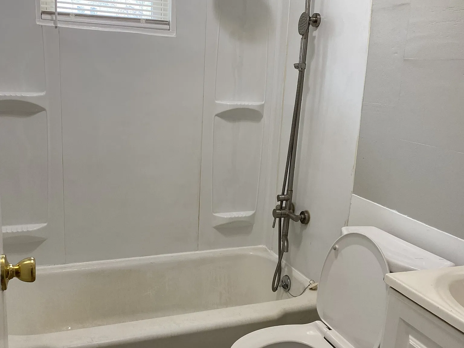 708 West 47th Street - B — Photo 3