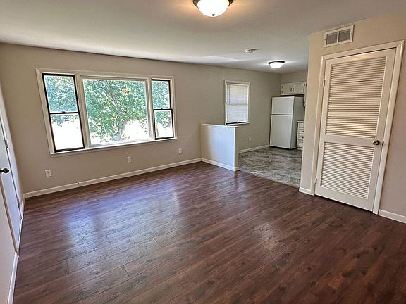 3rd image of 4178 4192 Street Rd #10