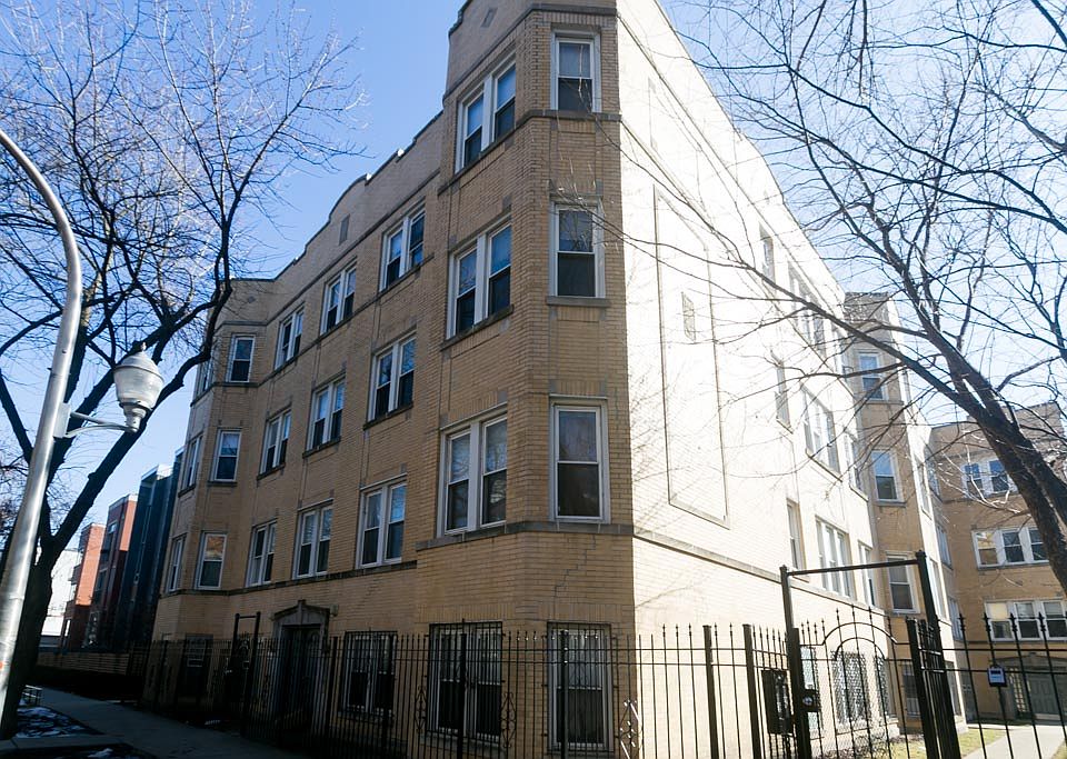 1st image of 1931 W Crystal St #A3