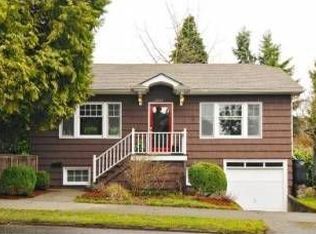 2202 N 40th St, Seattle, WA 98103