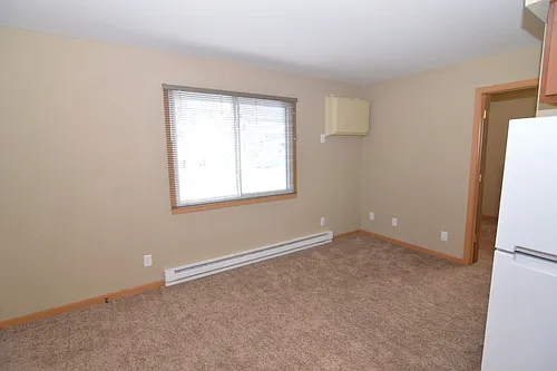 533 McCormick Ave #2 — Photo 2