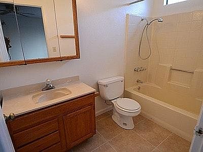 4th image of 72348 Sunnyvale Dr
