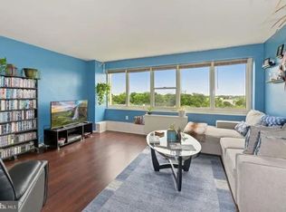 904 Barclay Towers #904, Cherry Hill, NJ 08034