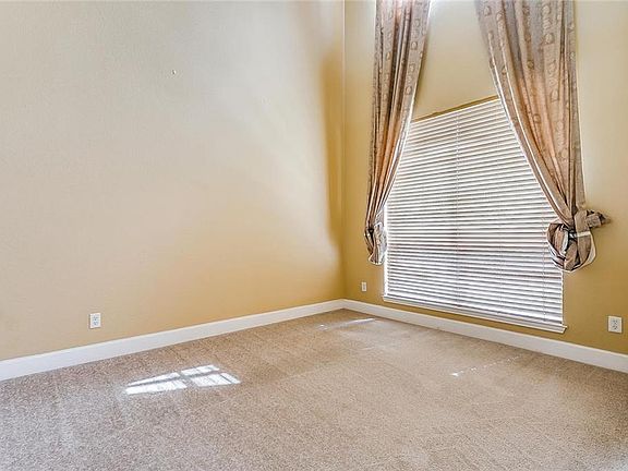 4th image of 4508 Stone Mountain Dr