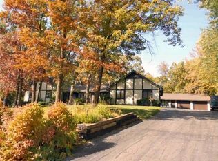 12607 Ridgewood Dr NW, Elk River, MN 55330