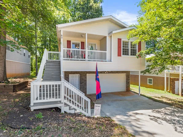 62 Pinecrest Dr, Newnan, GA 30263