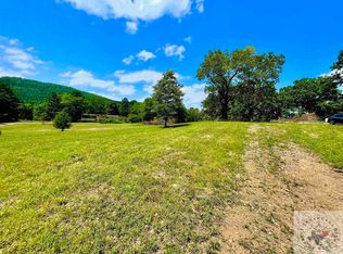 452 Valley Acres Rd, Hot Springs, AR 71913