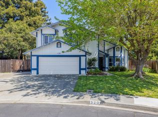 320 Arcadia Ct, Vacaville, CA 95687