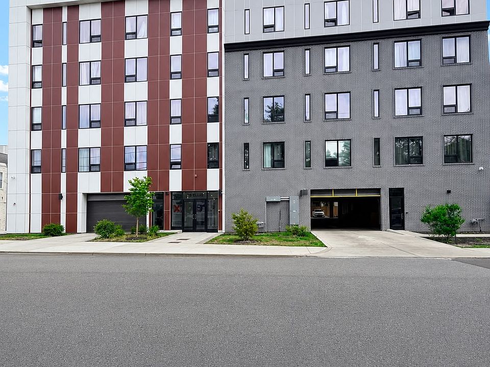 1st image of 137 Ellis Ave #406