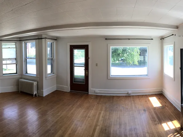 59 Walnut St, Burlington, VT 05401