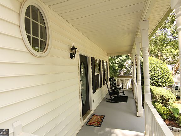 2nd image of 46 Trailwood Ln