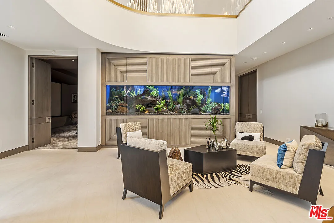 7 bed, 13.0 bath, 20520 sqft, $175,000 — Photo 4