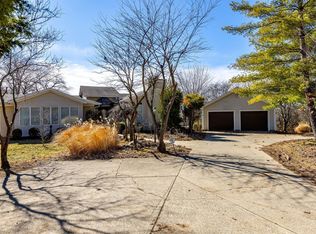 2127 Smith Rd, Hamilton, OH 45013