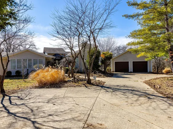 2127 Smith Rd, Hamilton, OH 45013