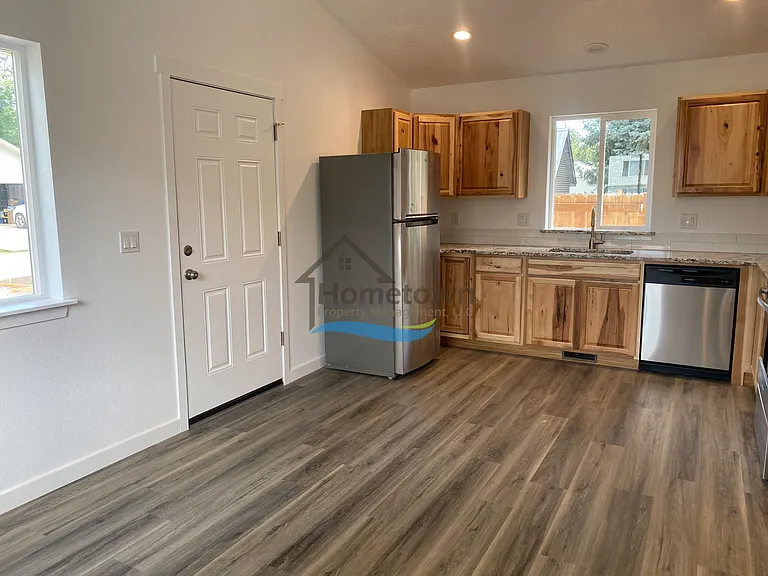 1414 N 13th St — Photo 26