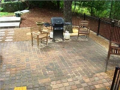 3rd image of 6411 Lake Meadows Dr
