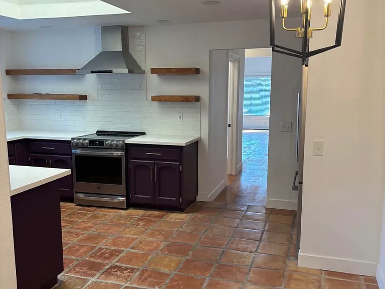 803 E Peralta Way — Photo 2