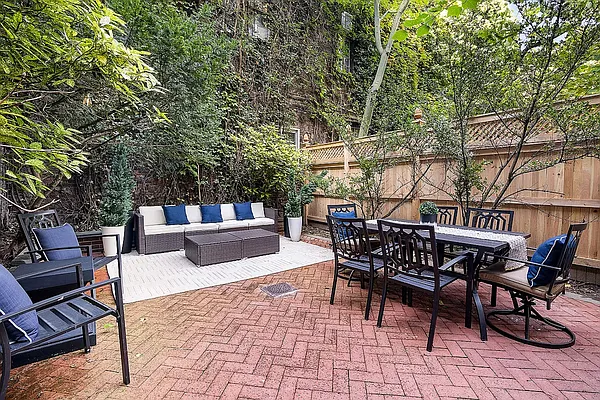 Rented by Corcoran | media 6