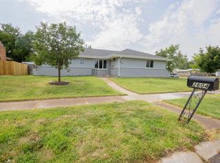 2604 Robin Rd, Salina, KS 67401