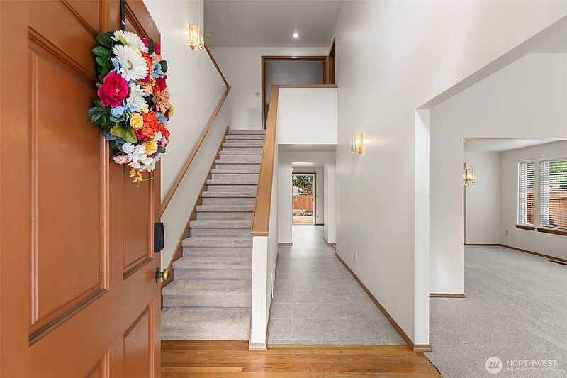 3rd image of 7206 93rd Avenue Ct