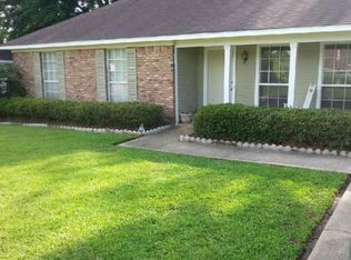 208 Riverbend Dr, Jackson, MS 39272