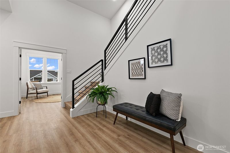 5th image of 1095 Terrace Drive