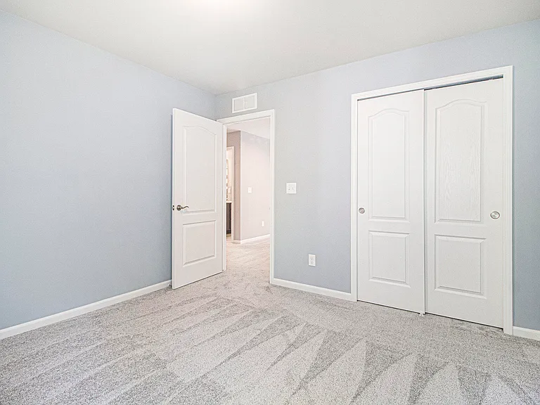 2865 Dillon Dr — Photo 37