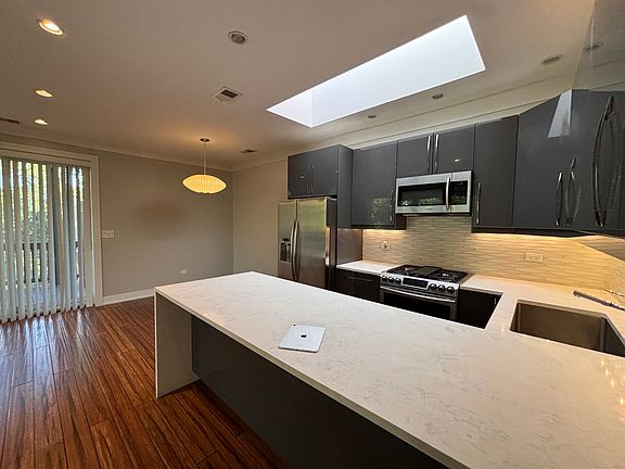 5th image of 4003 S Calumet Ave #3