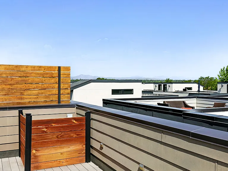 5630 S Sycamore St — Photo 13