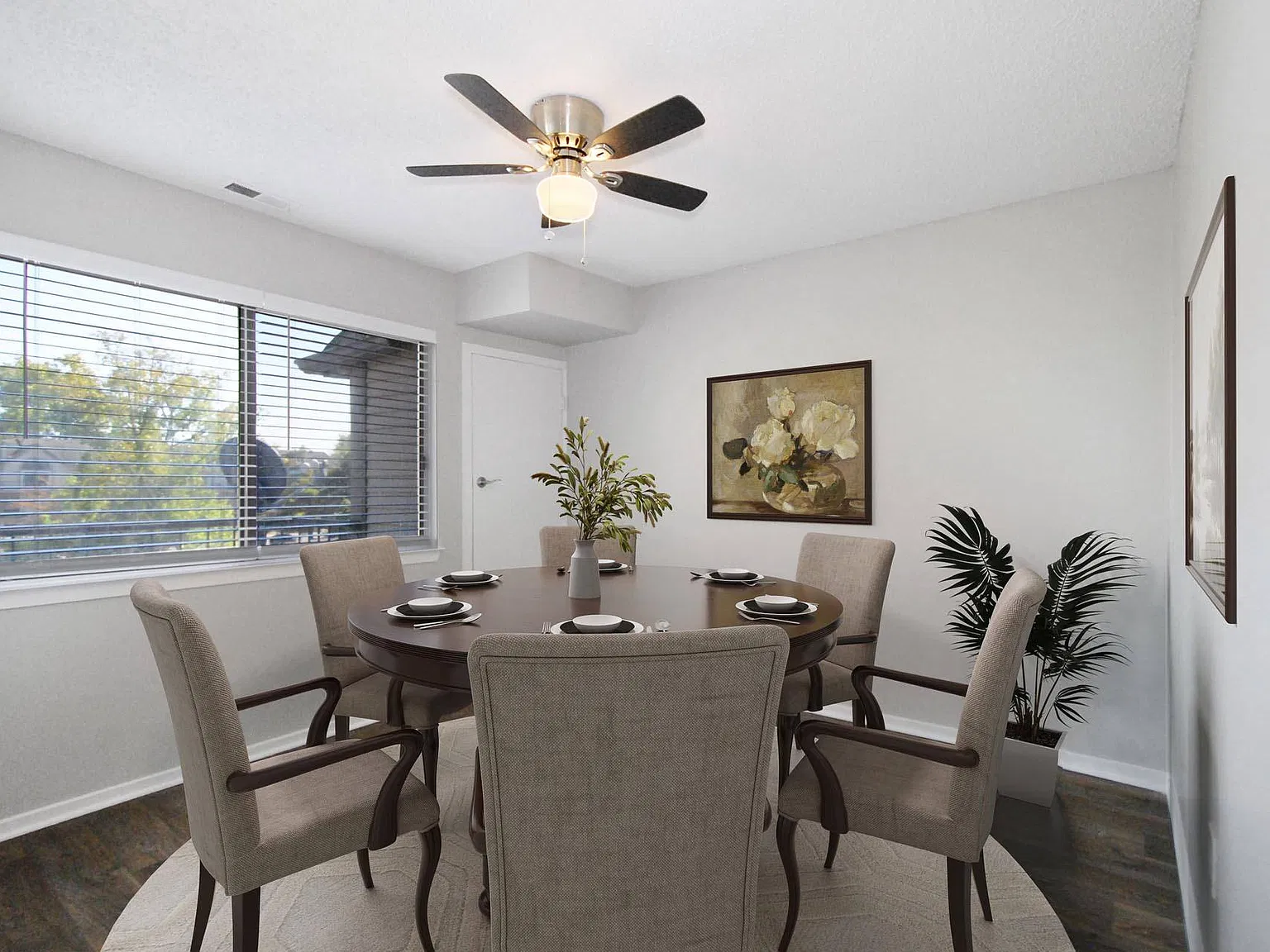 Carnegie Park Apartments — Photo 4