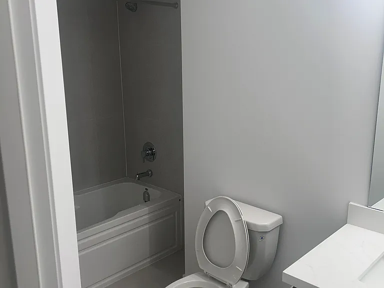 109 Marydale Ave #21 — Photo 8