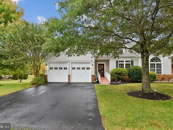 9 Brighton St, Ocean View, DE 19970