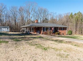 6425 Woodland Cres, Charlotte, NC 28216