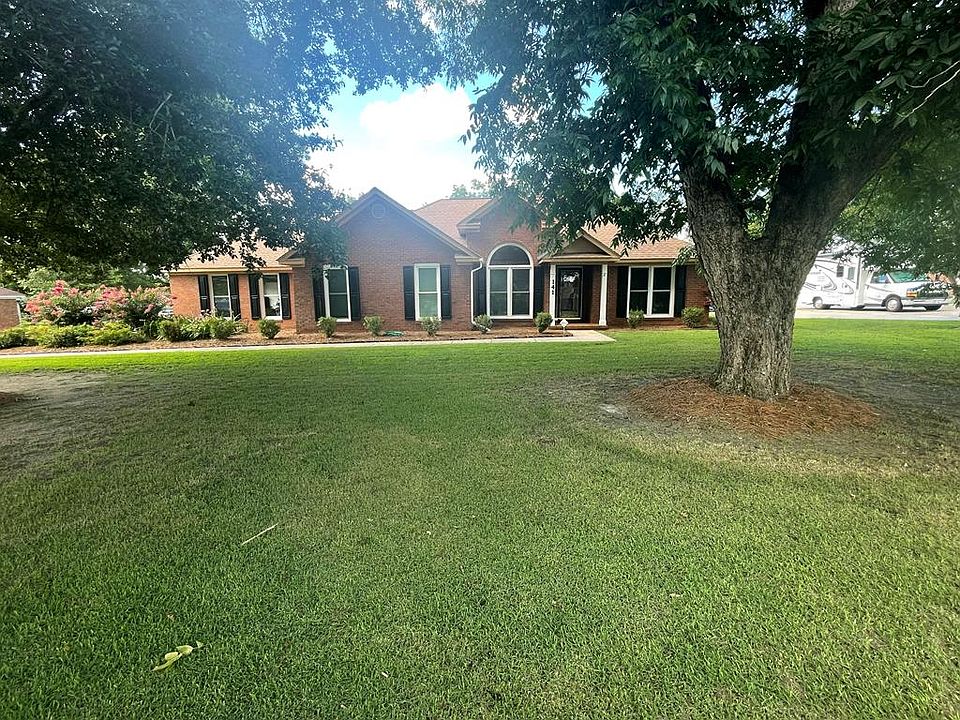 1st image of 141 Winchester Dr
