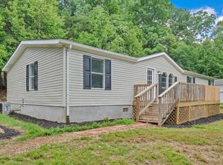 8444 Jeters Chapel Rd, Vinton, VA 24179