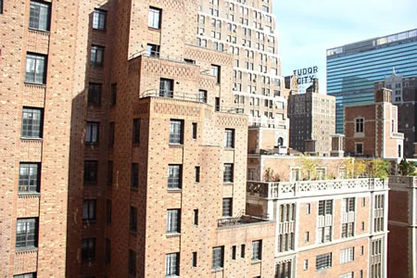 Rented by Steven Corcoran Real Estate | media 18