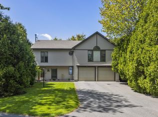 385 Eldridge Rd, Wells, ME 04090