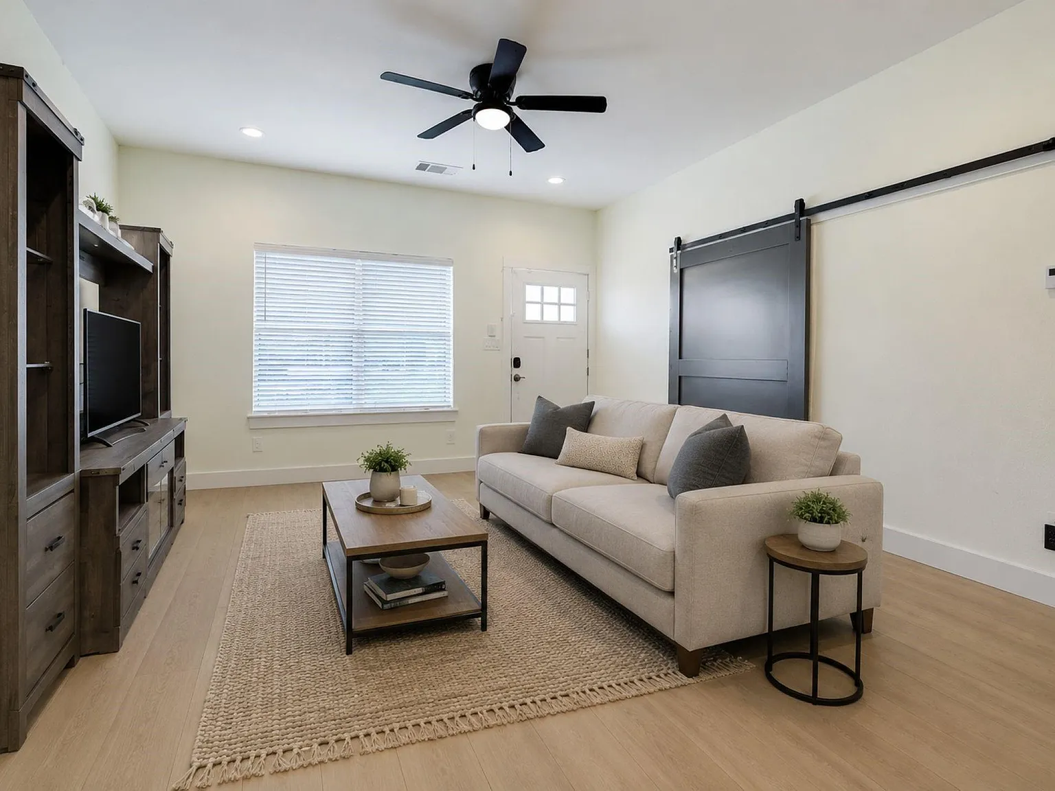 1 bed, 1.0 bath, 800 sqft, $1,475 — Photo 3