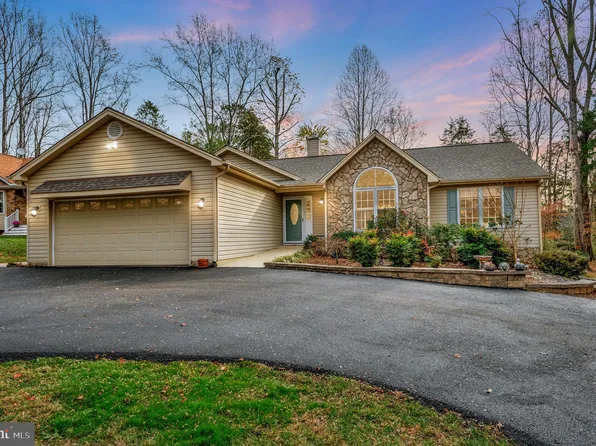 323 Stratford Cir, Locust Grove, VA 22508