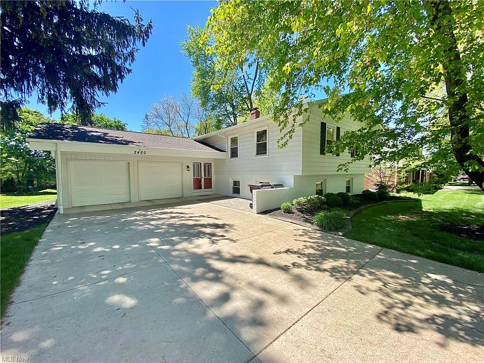 1st image of 2480 Coronado Ave