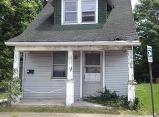 12 N 16th St, Belleville, IL 62220