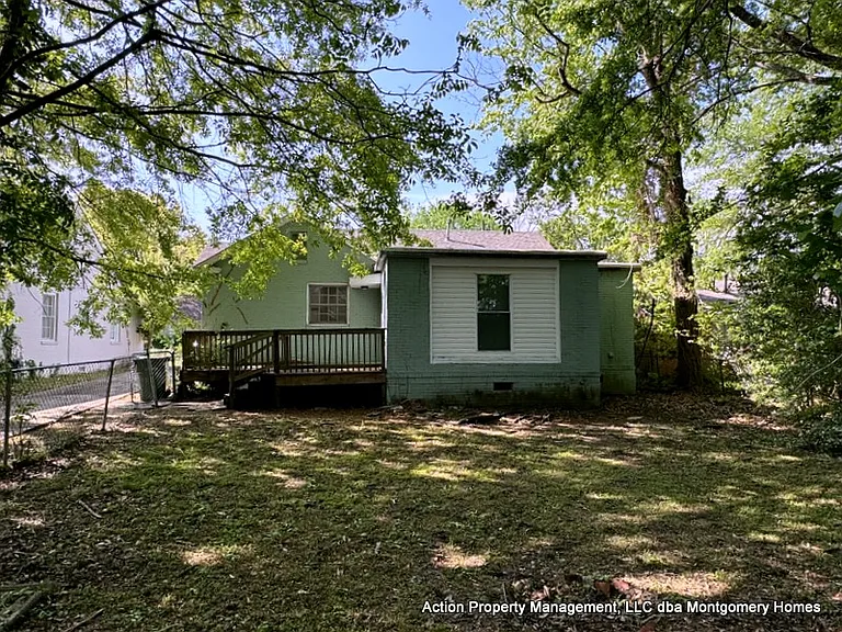 1918 Norman Bridge Ct — Photo 4