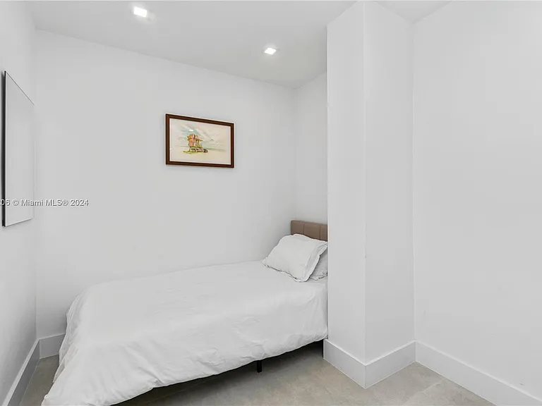 100 Lincoln Rd #1608 — Photo 11