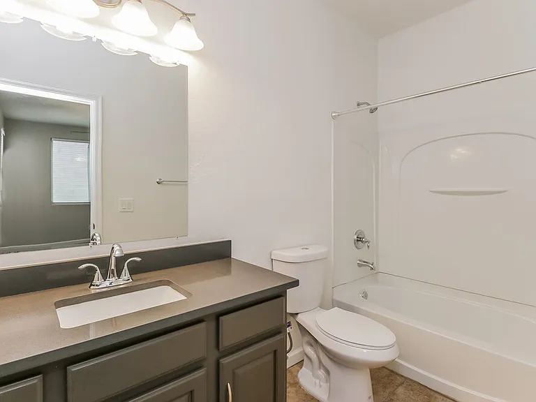 10215 E Isleta Ave — Photo 16